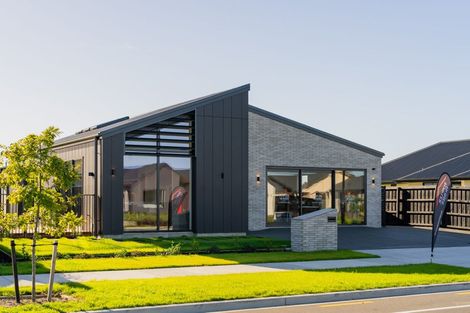 Photo of property in 8 Homestead Drive, Rangiora, 7400