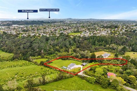 Photo of property in 15 Nola Road, Oratia, Auckland, 0604