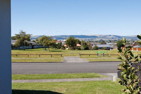 Photo of property in 92 Parnell Heights, Kelvin Grove, Palmerston North, 4414