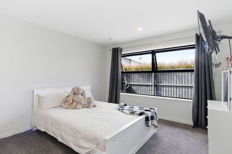 Photo of property in 48 Shadbolt Lane, Rolleston, 7614