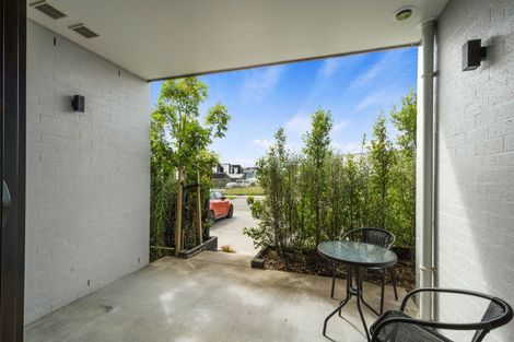 Photo of property in 3/1 Genevieve Lane, Hobsonville, Auckland, 0616