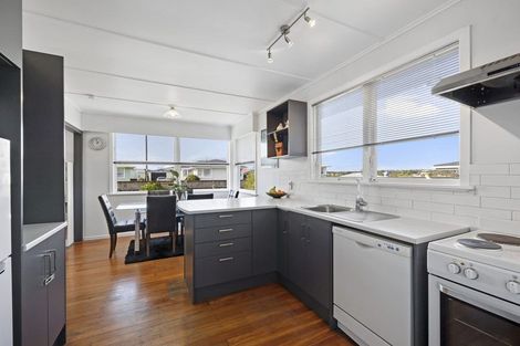 Photo of property in 30 Belair Avenue, Blagdon, New Plymouth, 4310