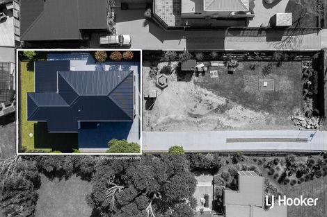 Photo of property in 1/40 Waiparaheka Drive, Wainui, 0932