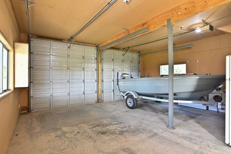 Photo of property in 6 Argyle Street, Mahia, 4198