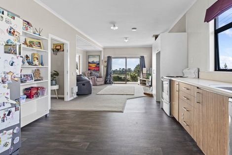 Photo of property in 1382 Carrington Road, Hurworth, New Plymouth, 4371