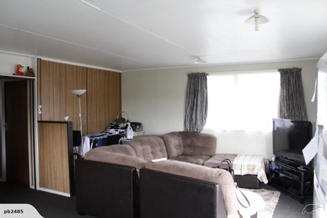 Photo of property in 7 Tawari Street, Inglewood, 4330