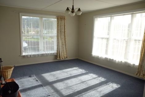 Photo of property in 11 Carroll Grove, Trentham, Upper Hutt, 5018