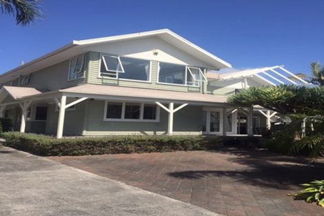 Photo of property in 59 The Esplanade, Eastern Beach, Auckland, 2012