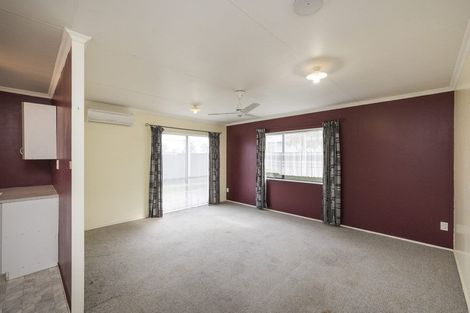 Photo of property in 62 Newton Place, Westbrook, Palmerston North, 4412
