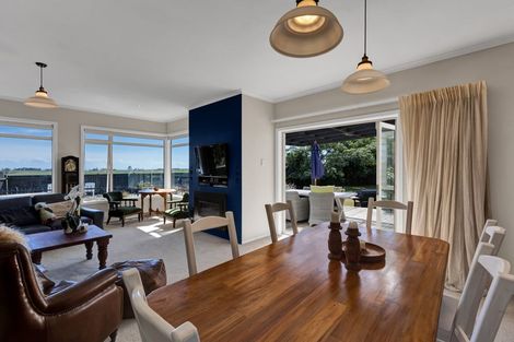 Photo of property in 524 Tikorangi Road, Tikorangi, Waitara, 4383