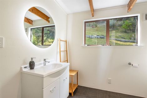 Photo of property in 5 Bobstay Lane, Whitby, Porirua, 5024
