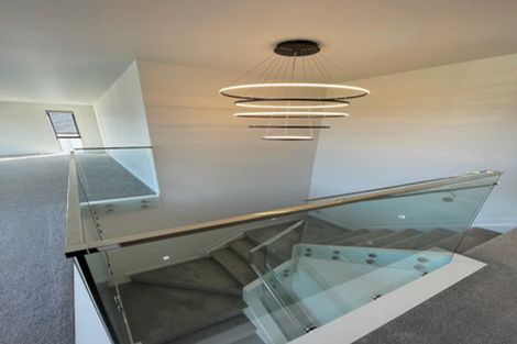 Photo of property in 4 Celestial Crescent, Orewa, 0931