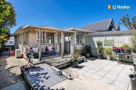 Photo of property in 38 Eastbourne Street, Caversham, Dunedin, 9012