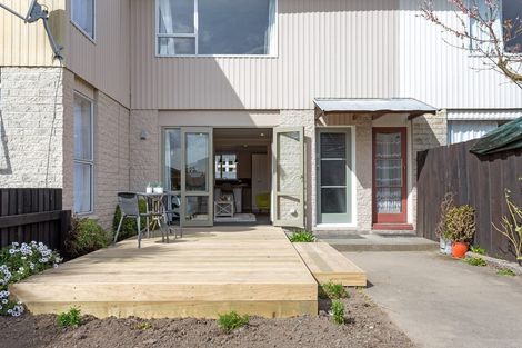 Photo of property in 2/183 Hastings Street East, Waltham, Christchurch, 8023