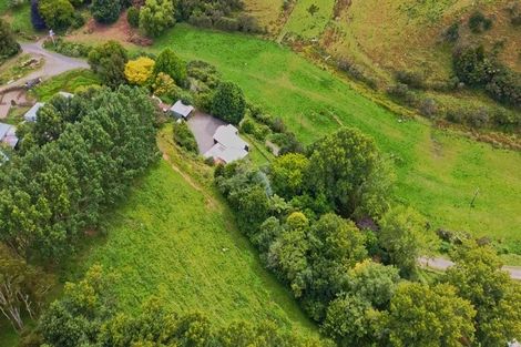 Photo of property in 822 Motukawa Road, Tarata, Inglewood, 4387