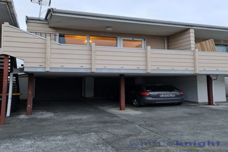 Photo of property in 2/7 Division Street, Riccarton, Christchurch, 8041