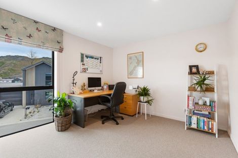 Photo of property in 35 Midlothian Avenue, Cromwell, 9310