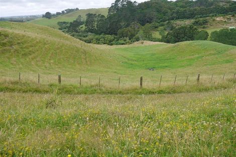 Photo of property in 177 Ackworth Road, Lepperton, New Plymouth, 4373