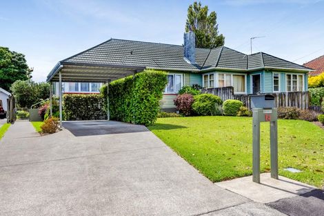 Photo of property in 14 Plympton Street, Brooklands, New Plymouth, 4310