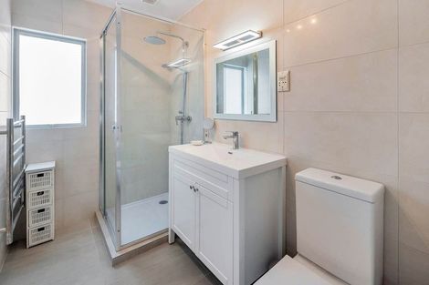 Photo of property in 49 Stapleford Crescent, Browns Bay, Auckland, 0630