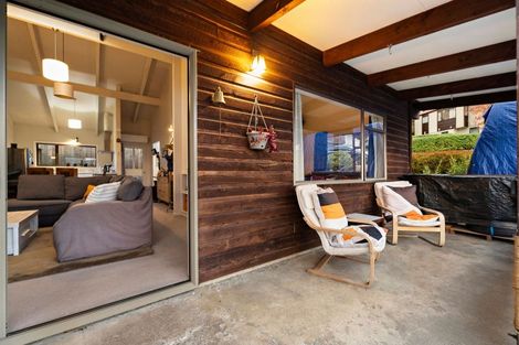 Photo of property in 4a Avalon Crescent, Fernhill, Queenstown, 9300