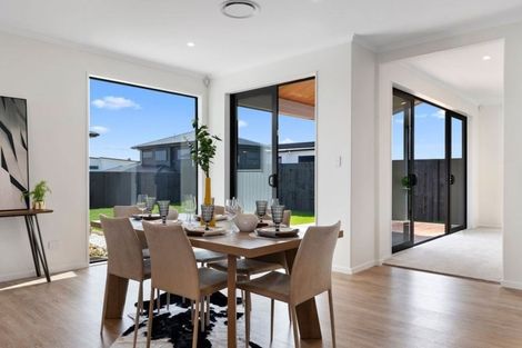 Photo of property in 8 Riverpoint Glade, Flagstaff, Hamilton, 3210