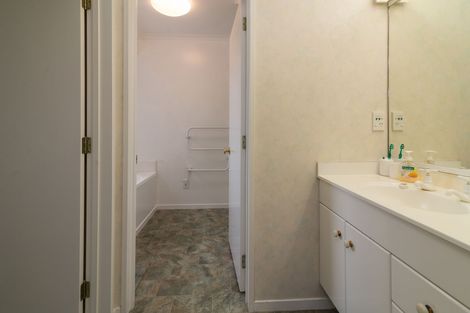 Photo of property in 22 Baxter Place, Owhata, Rotorua, 3010