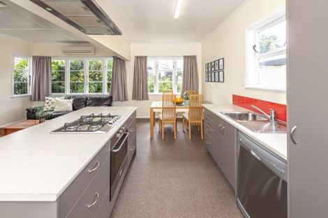 Photo of property in 11 Clapham Place, Whanganui East, Whanganui, 4500