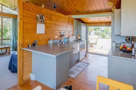 Photo of property in 41 Rangiuru Road, Otaki Beach, Otaki, 5512