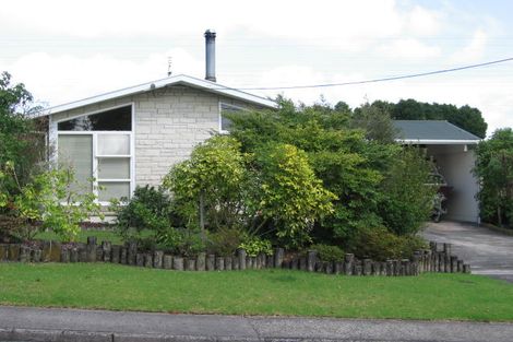 Photo of property in 29 Royal View Road, Te Atatu South, Auckland, 0610