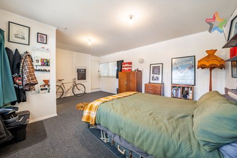 Photo of property in 27 Foster Crescent, Belmont, Lower Hutt, 5010