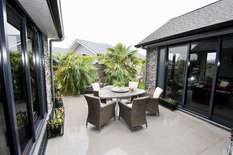 Photo of property in 8 Sara Way, Whitianga, 3510