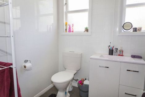 Photo of property in 4 Victor Street, Dannevirke, 4930