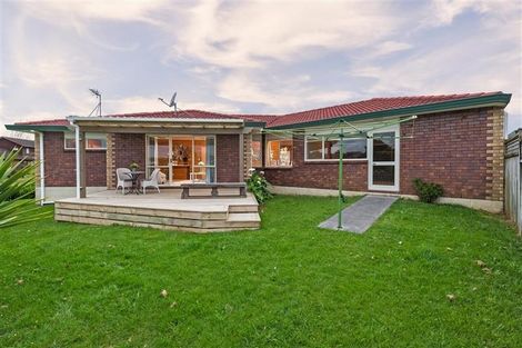 Photo of property in 2/15 Emma Court, Northpark, Auckland, 2013