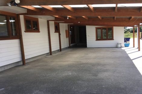 Photo of property in 117 Worrall Road, Kumeu, 0891