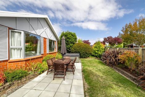 Photo of property in 4 Karnak Crescent, Russley, Christchurch, 8042