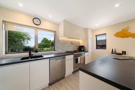 Photo of property in 180 Royal Road, Massey, Auckland, 0614