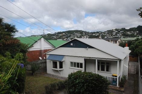 Photo of property in 16 Lonsdale Crescent, Rongotai, Wellington, 6022