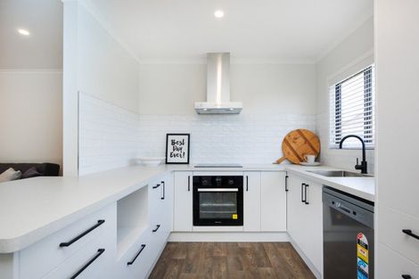 Photo of property in 10 Dahlstrom Grove, Kelvin Grove, Palmerston North, 4414