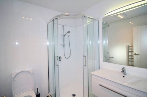 Photo of property in 33 Nobilo Road, Kumeu, 0810