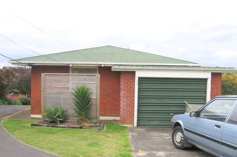 Photo of property in 2/38b Pine Avenue, Otumoetai, Tauranga, 3110