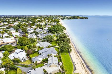 Photo of property in 52 Cheltenham Road, Devonport, Auckland, 0624