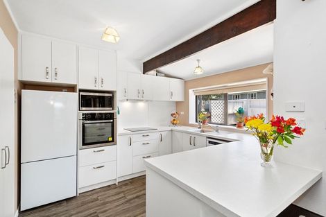 Photo of property in 1/268 Main Road, Tawa, Wellington, 5028