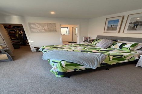 Photo of property in 19 Cassin Place, Taradale, Napier, 4112