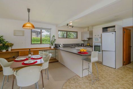 Photo of property in 12 Harsant Avenue, Hahei, Whitianga, 3591