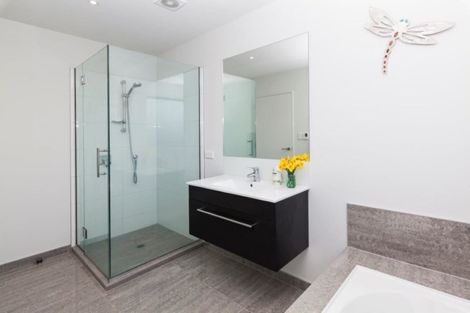 Photo of property in 9 Foresters Crescent, Parklands, Christchurch, 8083