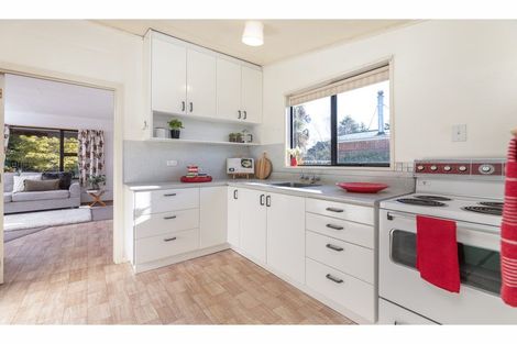 Photo of property in 8 Thomas Street, Kirwee, Darfield, 7571