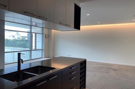 Photo of property in Chews Lane Apartments, 8g/9 Chews Lane, Wellington Central, Wellington, 6011