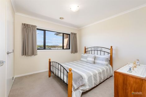Photo of property in 40 Meadowbank Drive, Belmont, Lower Hutt, 5010