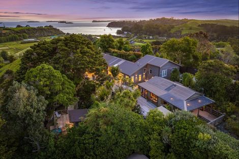 Photo of property in 893 Takatu Road, Tawharanui Peninsula, Warkworth, 0986